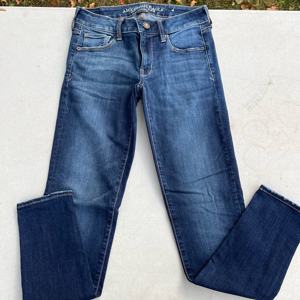 American Eagle Outfitters Women's Dark Blue Skinny Jeans